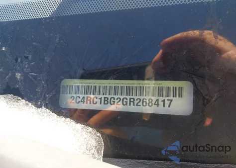 2016 Chrysler Town & Country Touring из США, поврежденный, VIN 2C4RC1BG2GR268417